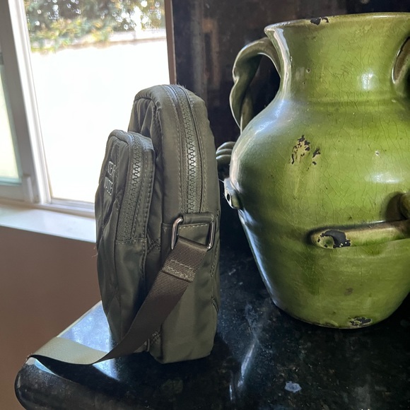 STEVE MADDEN - Picture 6 of 8